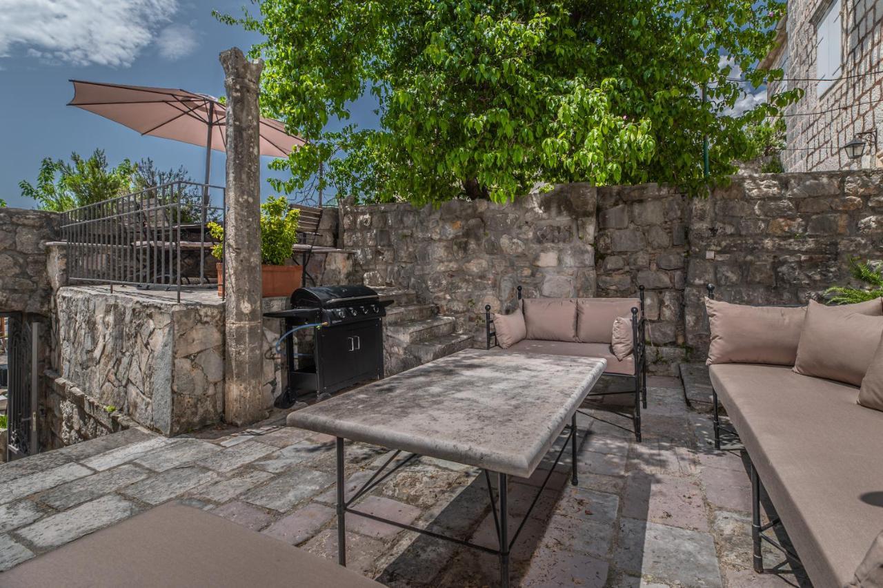 Villa Burovic Perast Buitenkant foto