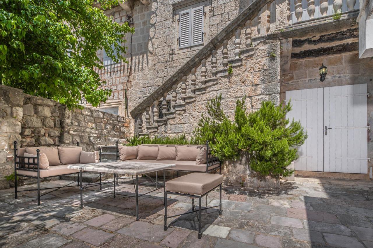 Villa Burovic Perast Buitenkant foto